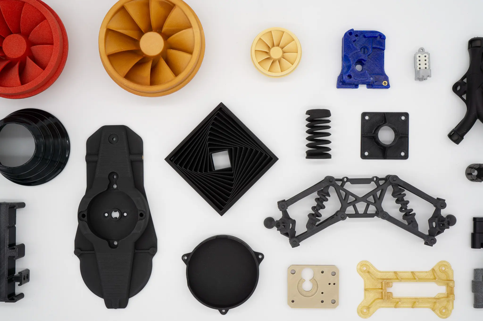 Foto von unterschiedlichen 3D Druck Teilen